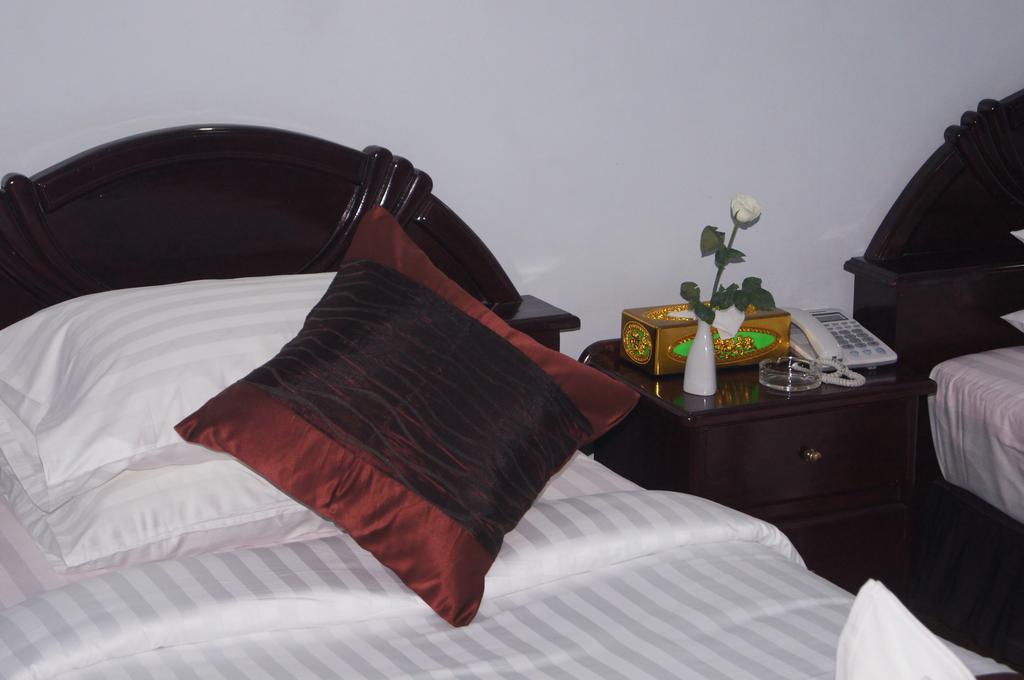 Summer Palace Hotel Yangon Luaran gambar